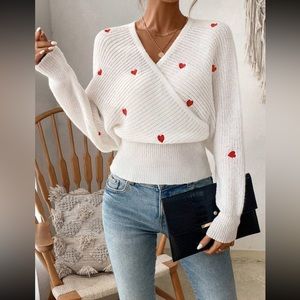 White Casual Women's Heart Embroidery Batwing Sleeve Wrap Sweater